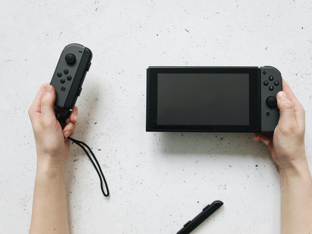 Est-il conseillé d&rsquo;acheter une Switch OLED si l&rsquo;on possède déjà la version classique ?