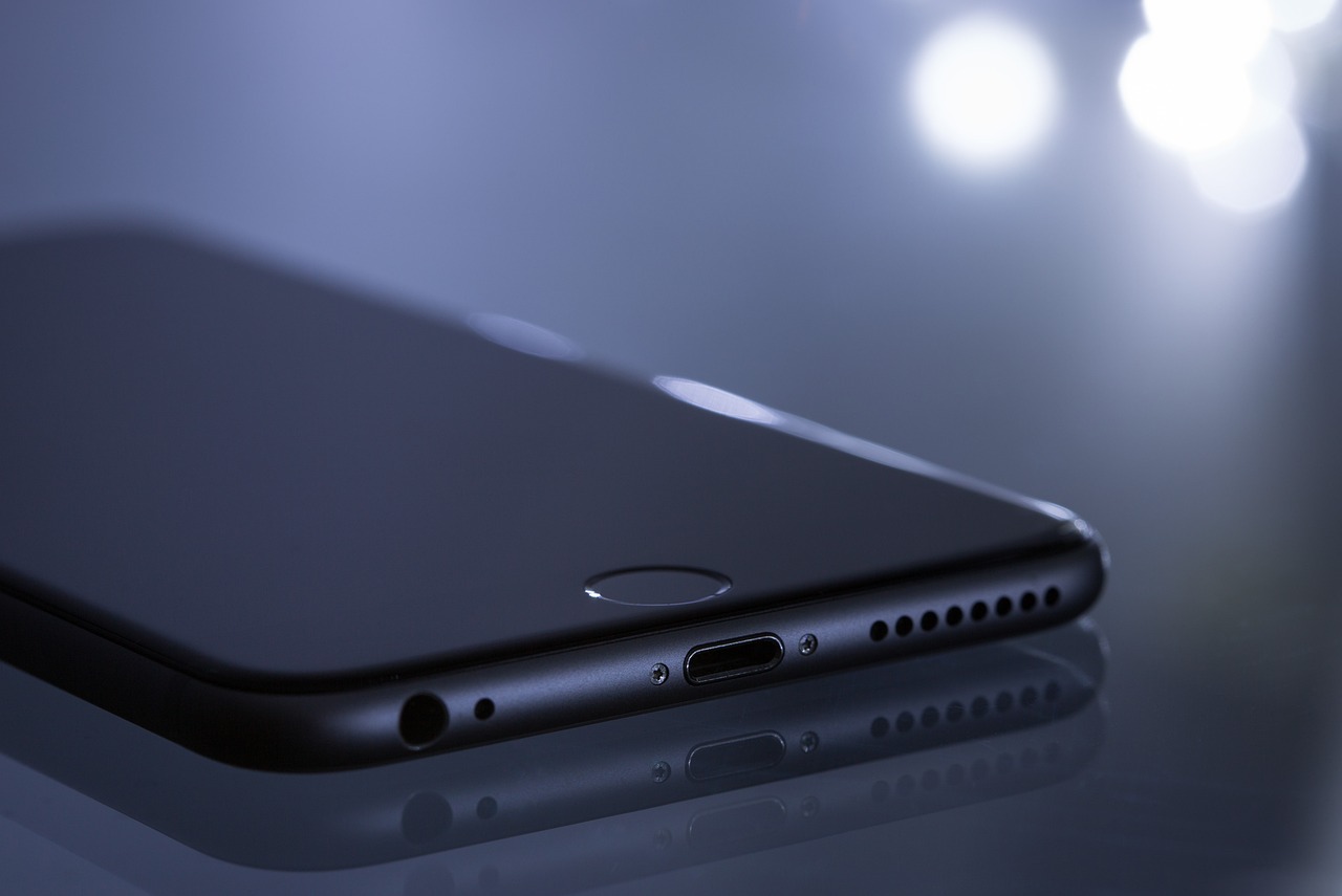 Comment fonctionnent les programmes de reprise d’iPhone d’Apple et Fnac ?
