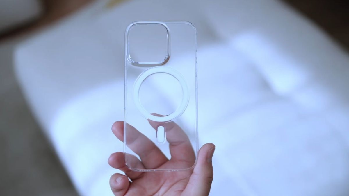 Coque iPhone transparente : comment éviter qu’elle jaunisse ?