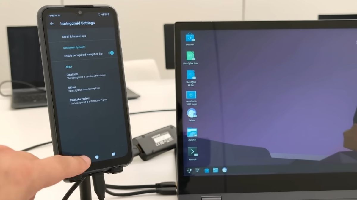 NexPhone : un smartphone qui peut démarrer Android, Linux et Windows