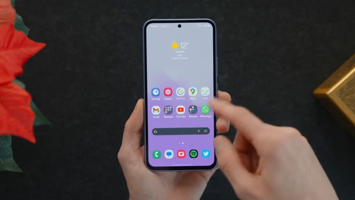 Samsung Galaxy A54 : activer le mode caché pour gagner 1h d’écran