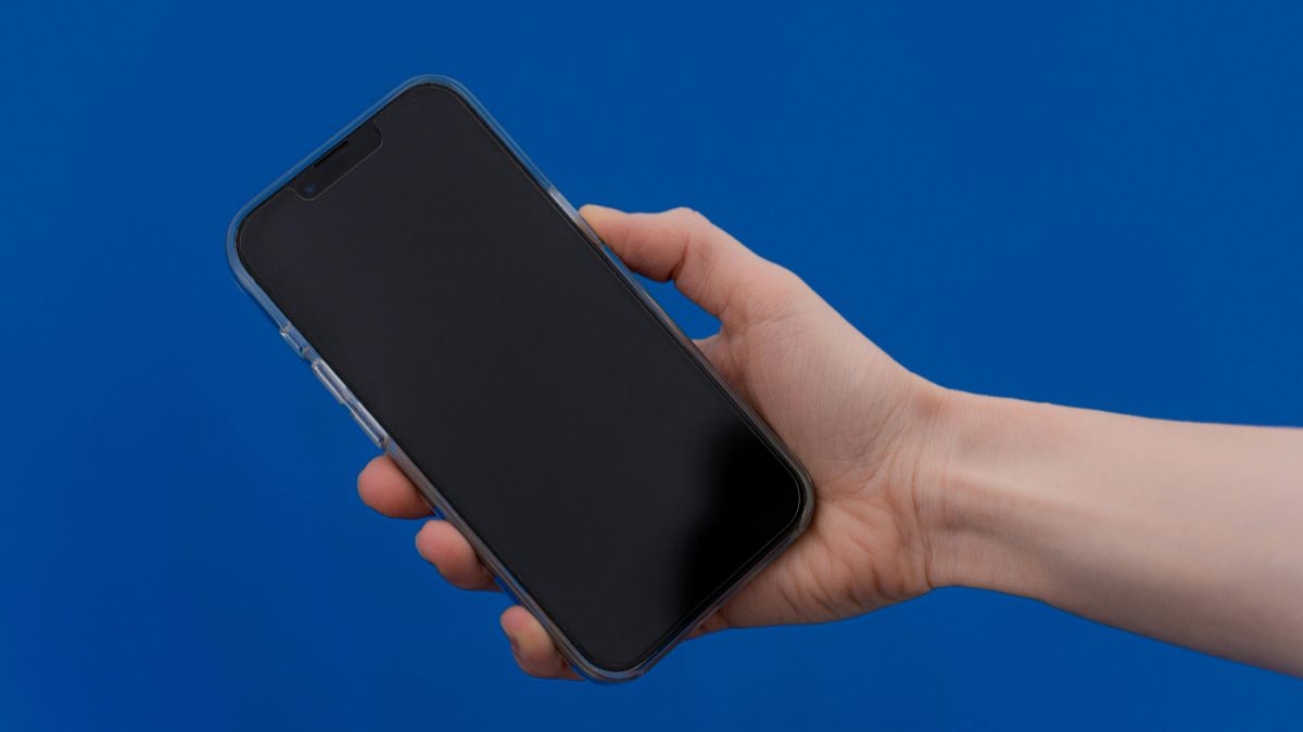 Pourquoi certaines marques de smartphones disparaissent en Europe ?