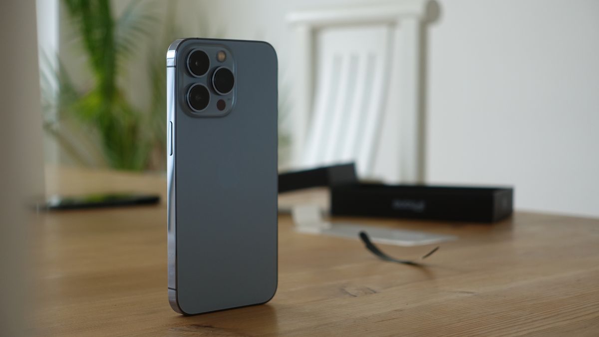 Réparer un smartphone aujourd’hui : entre contraintes techniques et choix industriels